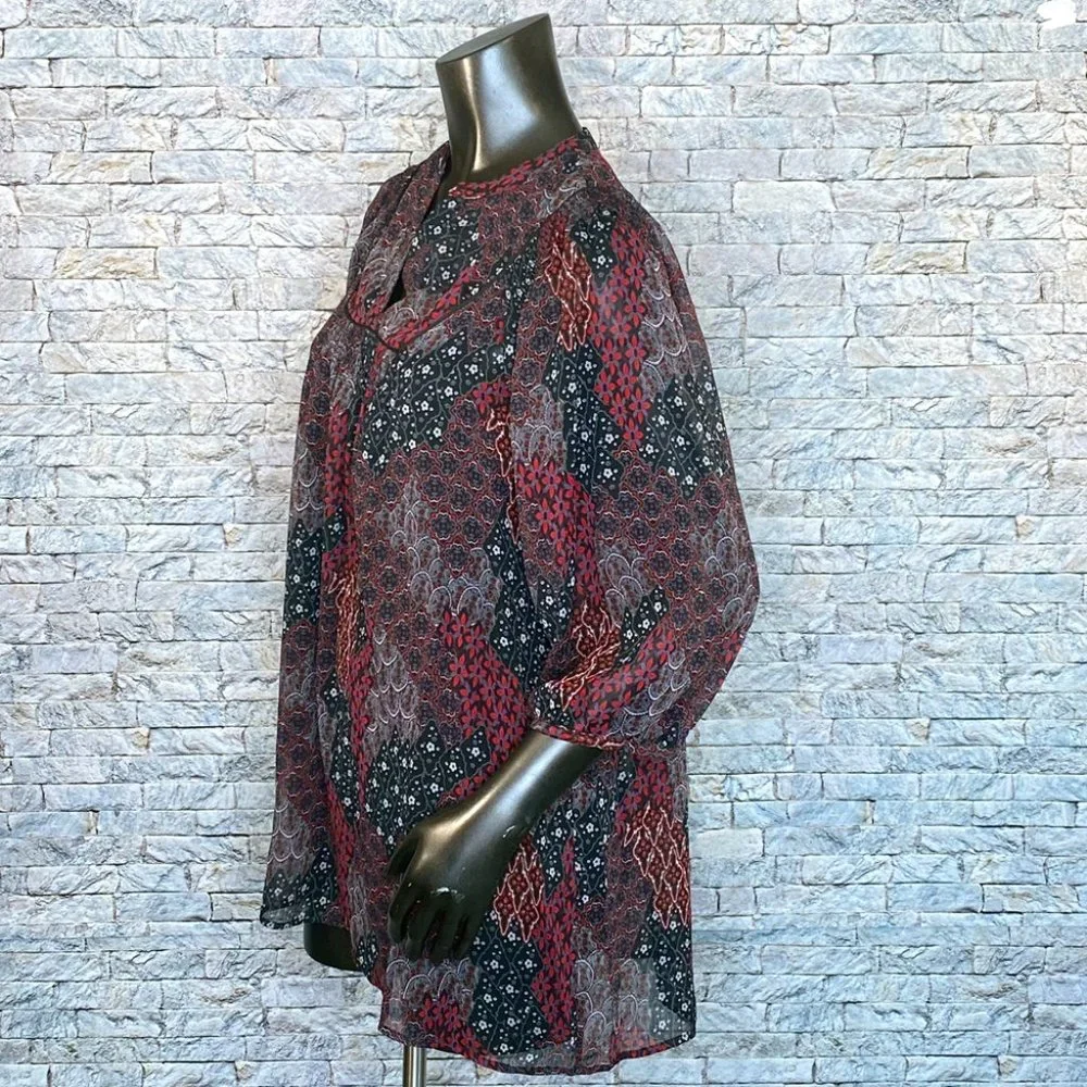 a.n.a Sheer Floral Blouse with Black Cami Women's Size Medium 3-4 Sleeve - Picture 2 of 7